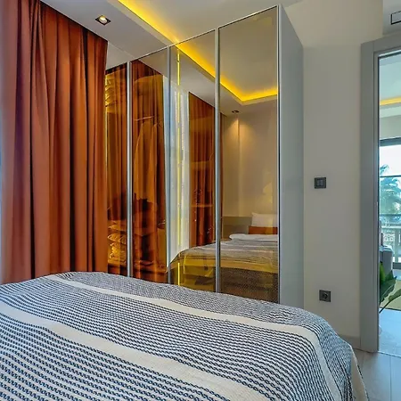 Ulu Panorama アパートホテル アランヤ